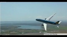 Boeing 787 Dreamliner shows off near vertical take off