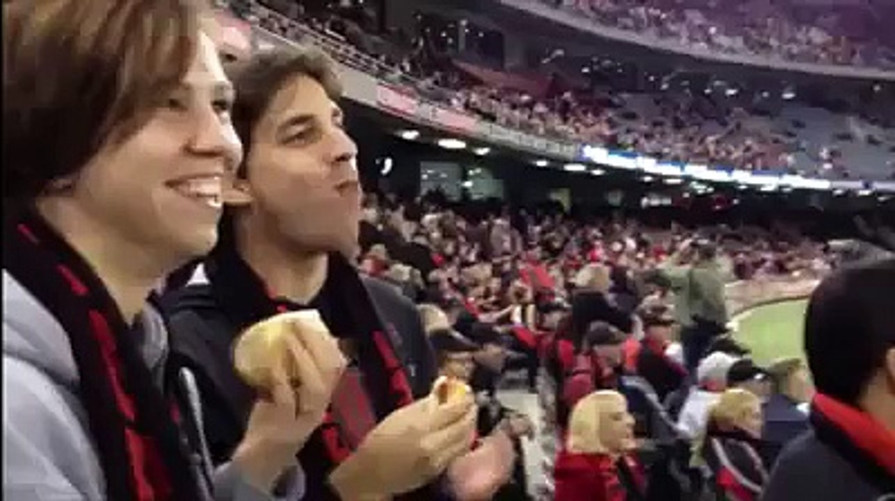 hahahaha Poor Guy Must watch
