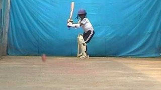 Young Little Cricketer Krishna Narayan Playing like Sachin Tendulkar