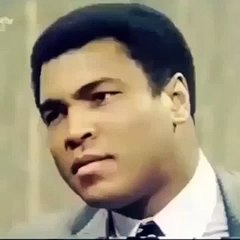 افضل رد من الملاكم محمد علي كلاي