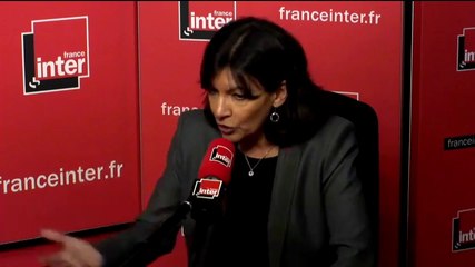 Anne Hidalgo : "Il vaut mieux que les Parisiens s'engagent à prendre les transports en commun pendant la COP21"