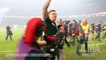 Rugby : Sonny Bill Williams donne sa médaille à un gamin plaqué par la sécurité