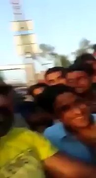Iss admi ke batay sunay zara sab car choro ko pakro ga = punjabi shughal mela video