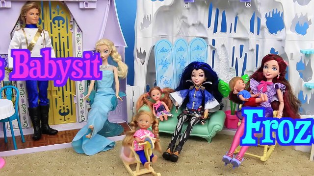 DESCENDANTS Disney Dolls BABYSIT Elsa & Princess Annas Frozen Kids + Jane & Evie