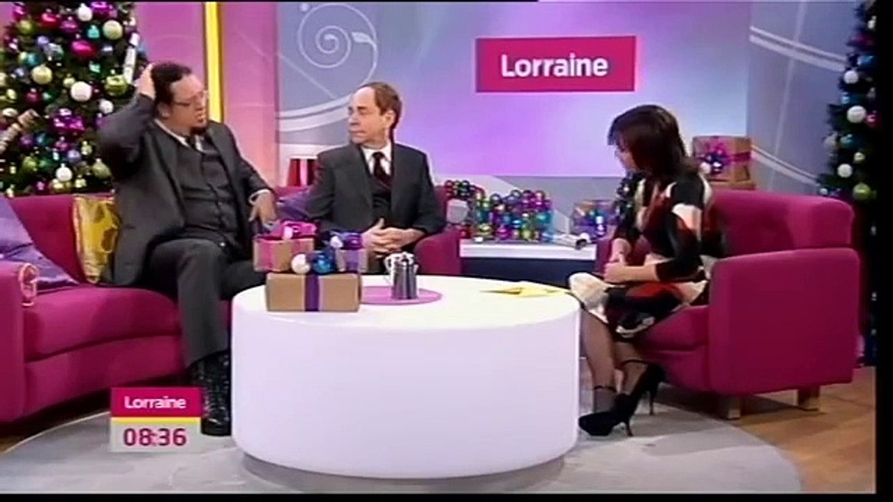 Penn & Teller talk about Fool Us (Lorraine, 30.12.10)