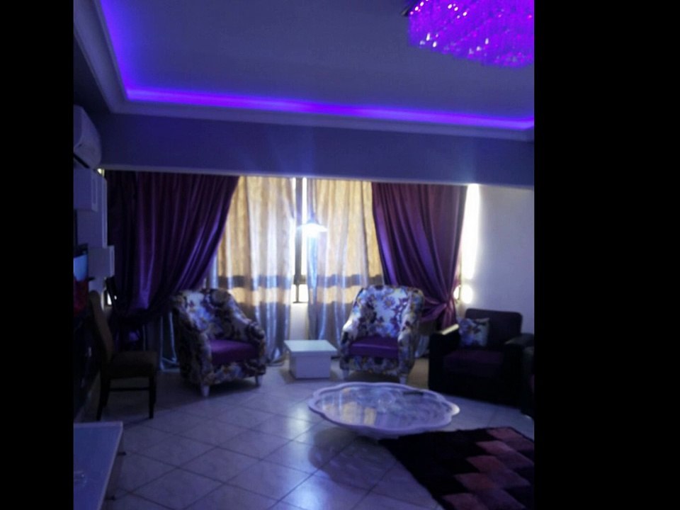 شقه مفروشه فاخرة للصفوة فرش جديد ديكورات هاي لوكس لاصحاب الذوق الرفيع 01153339609
