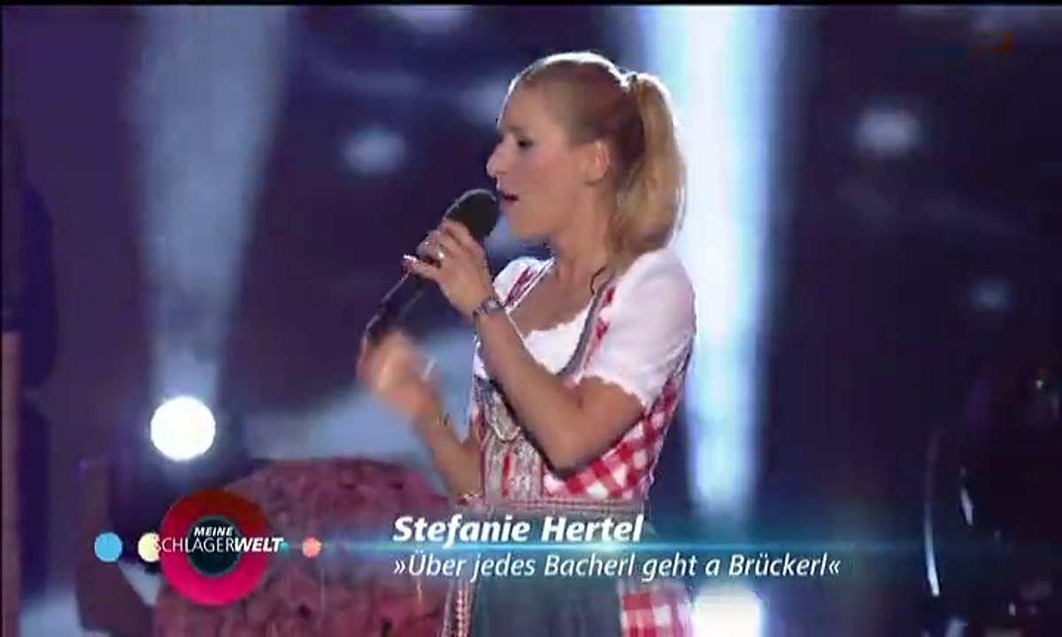Stefanie Hertel - Über jedes Bacherl geht a Brückerl 2014
