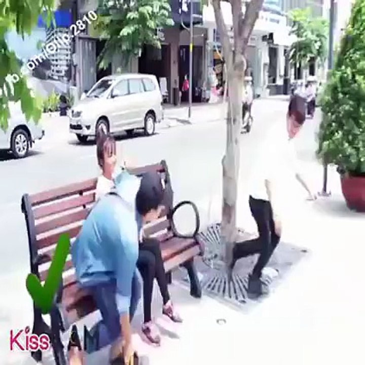 HAHA HAH AH HA HA! Maza a gia