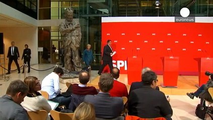 Γερμανία: Ενδοκυβερνητικές τριβές λόγω προσφύγων