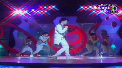 ตูมตามร้องเพลง "คืนดีคืนเดียว" ในTonight Show 26 Mar 2012