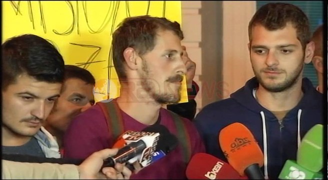 Studentët e Kosovës: Nuk jemi aktivistë të Vetëvendosjes- Ora News- Lajmi i fundit-