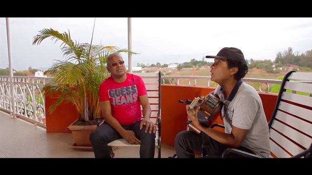 OLIVE & NJAKATIANA - Tsy mora (gasy HD 2015)