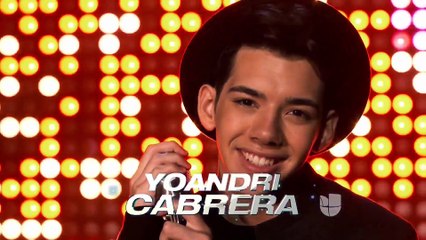 El joven cubanoamericano Yoandri Cabrera canta "Fight Song" en La Banda