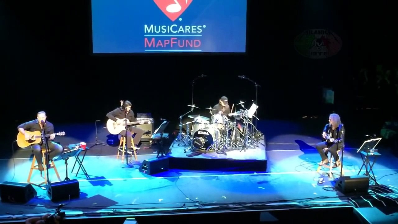 Metallica - In My LIfe - (Beatles)- [MULTICAM MIX AUDIO LM] - Fund Benefit Concert, LA - 2