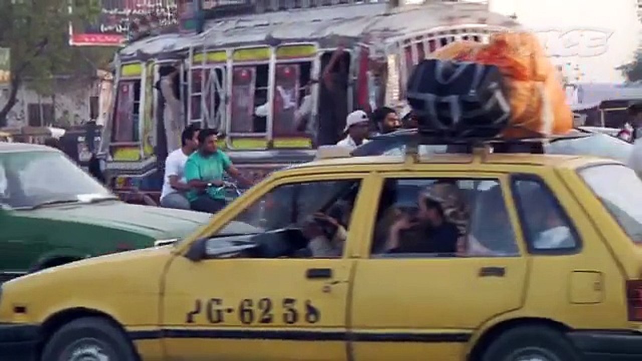 Uzair in Karachi-(Part 3-5)