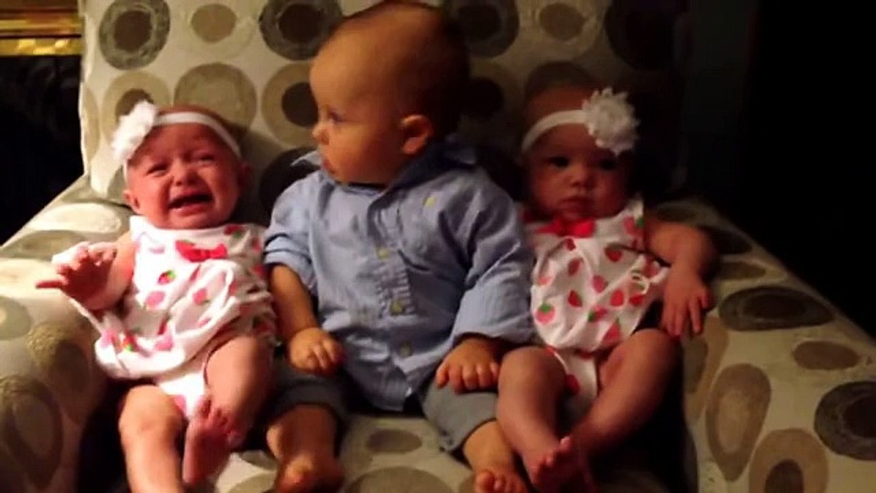 Confused Baby Met Twins