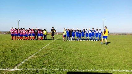 Minute de silence en hommage au décès du grand père de Mourad le 01/11/2015