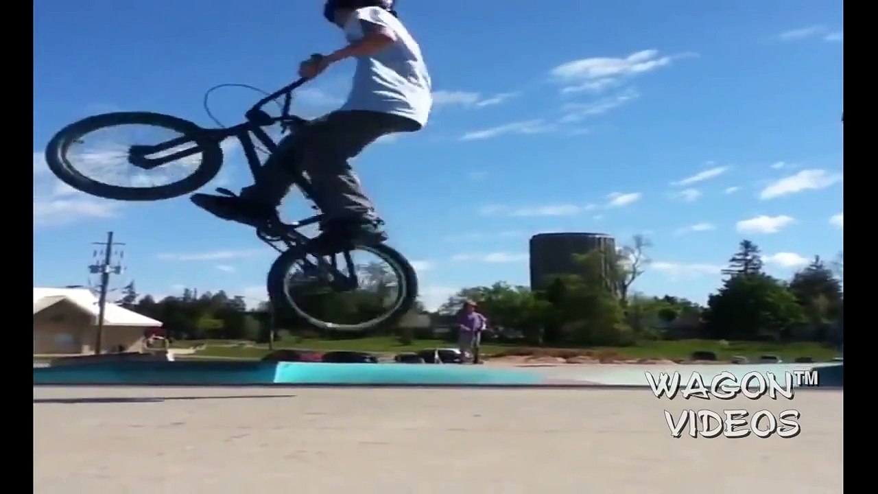 Best Funny Videos - Vines, Funny Fails, Selfie, Funny Pranks and Funny Vines NEW 2014