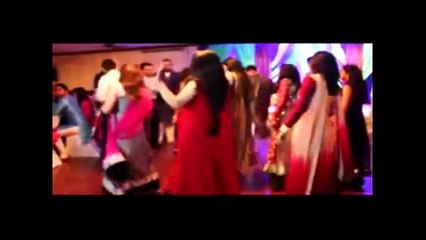 Pakistani Wedding Mehndi Dance : Mid-Night Hot Mujra