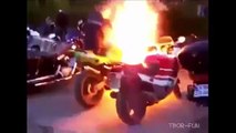 Video divertenti Motocicletta pazzi, incidente in moto. Da morire dalle risate #3