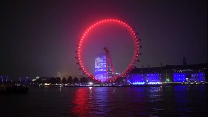 London Eye covered in fog