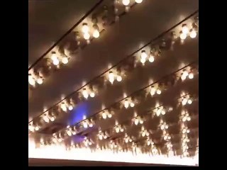 Il essaye de voler l'argent d'un homme statue