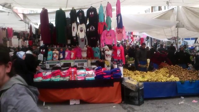 OHA Diyorum Diye Bağırarak Simit Satma Kapışması