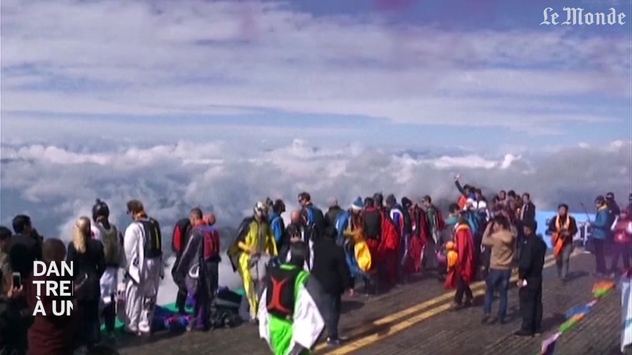 Vol en wingsuit et en groupe en Chine