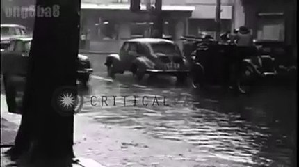 Sài Gòn trước năm 1975 vào những ngày mưa