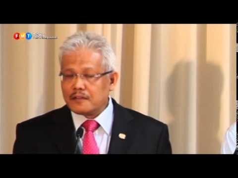 MH370: Accept reality and go home, relatives told