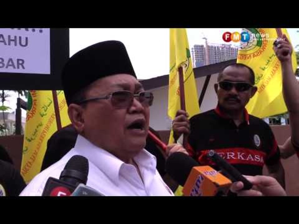 "OIC macam kucing langsung  tak dengar suara" says Ibrahim Ali