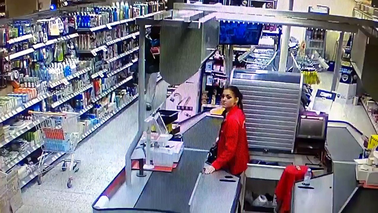 Badass cashier girl