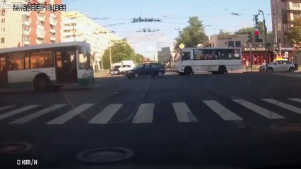 LiveLeak - Russian Crash of the Day