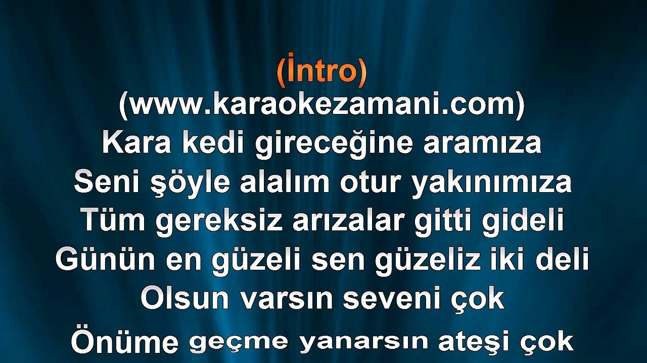 Serdar Ortaç - Kara Kedi - 2010 TÜRKÇE KARAOKE