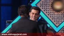 Salman Khan wished SRK in person on his 50th birthday