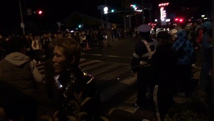 Japanese Riot kidz vs Cop