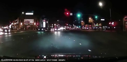 Un chauffeur Uber gaze un passager bourré après s'être fait frapper