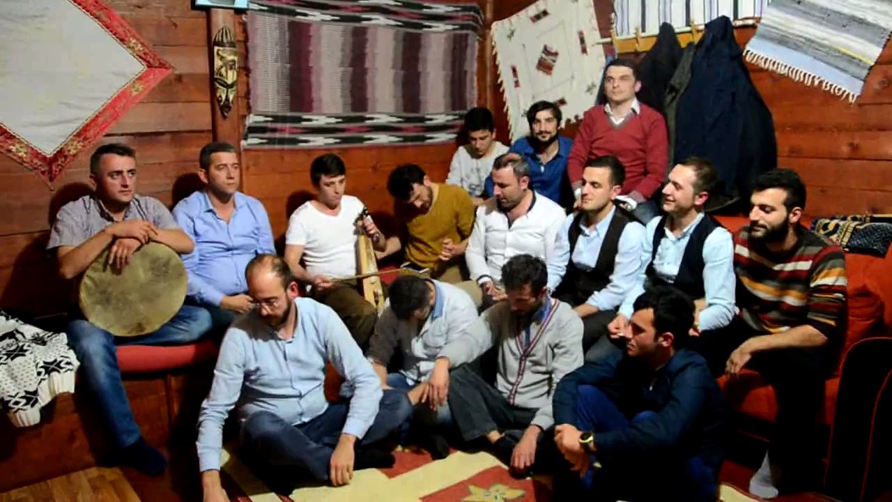 Oflu Gençlerin Erdoğan Aşkı