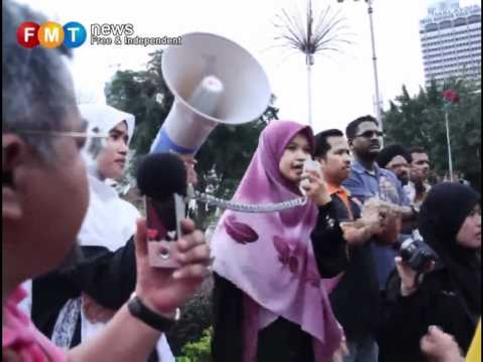 Demonstrasi pelajar untuk pendidikan percuma