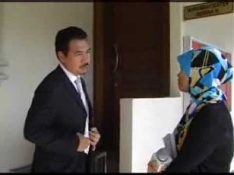 FMT 2112 - PEGUAM DAKWA DIRINYA MANGSA FITNAH.wmv