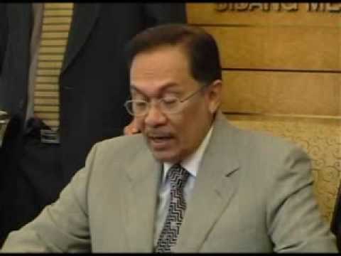FMT 10DIS - ANWAR KEBERGANTUNGAN NEGARA TERHADAP PETRONAS HARUS DIHENTIKAN.wmv