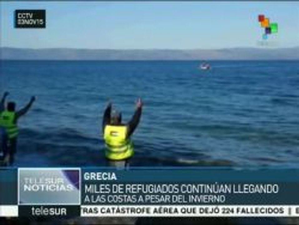 Miles de refugiados continúan llegando a las costas griegas