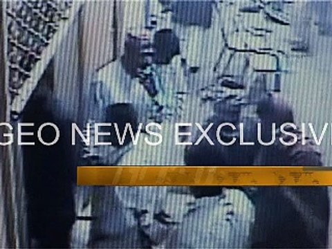 Multan dacoity many people looted the shop