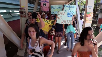 Protesto de alunos contra o professor da Ufes Manuel Luiz Malaguti