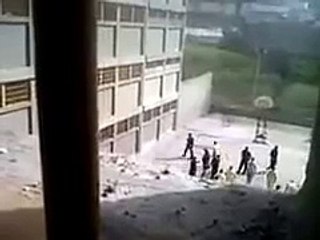 Detentos são torturados em prisão na Venezuela