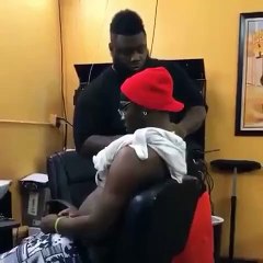 nunca le digas al peluquero que corto mal