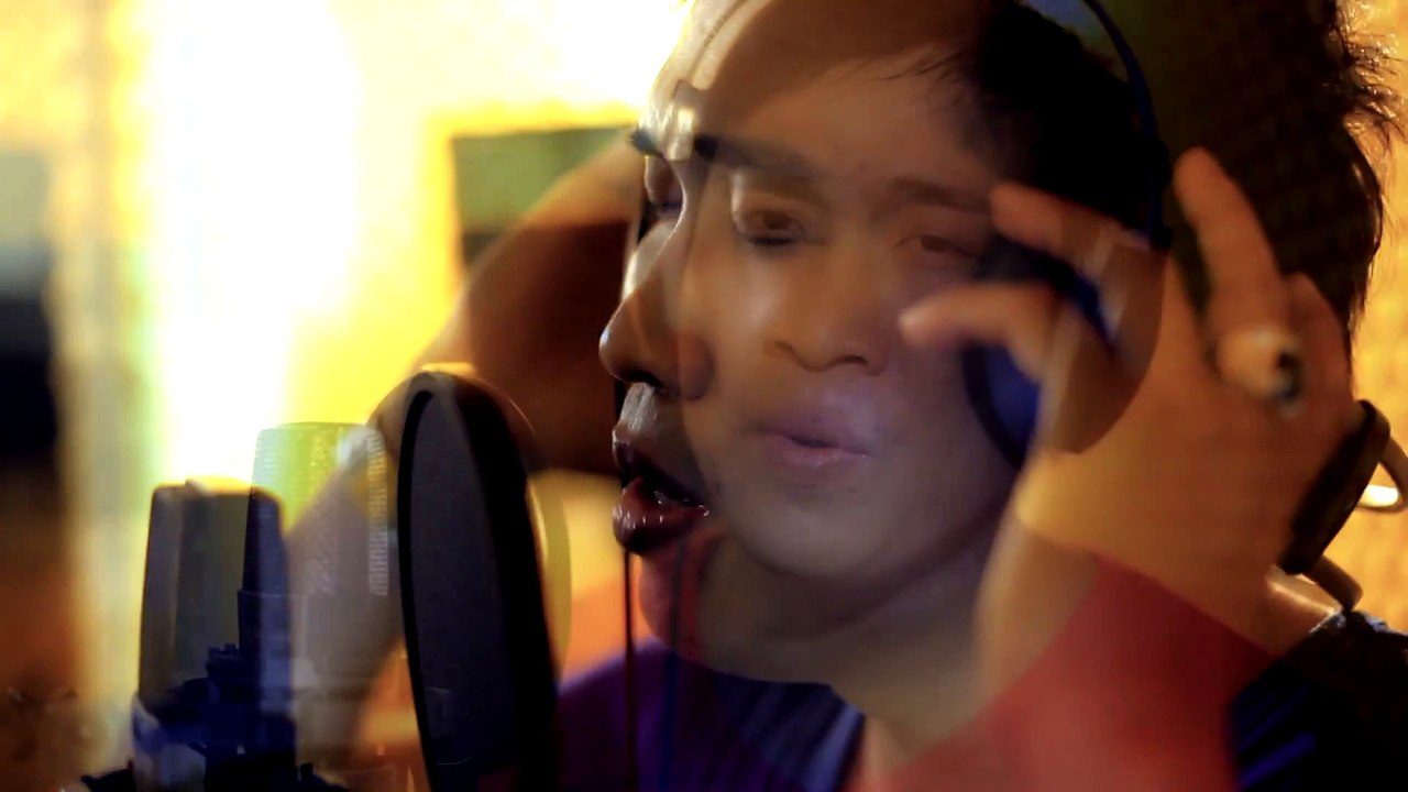 Chuyện Ba Mùa Mưa - Long Hồ