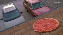 People are still throwing pizzas on the 'Breaking Bad' house like Walter White