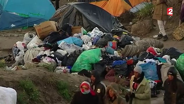Migrants à Calais : une entreprise bretonne construit 125 conteneurs qui serviront de logement cet hiver