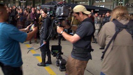 On the set of The Hunger Games Mockingjay Part 2 [B-Roll]